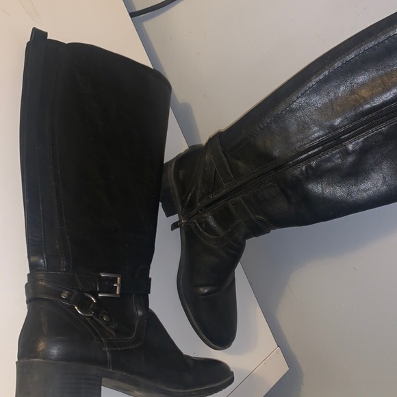 Liz Claiborne Tall black boots - Picture 1 of 3